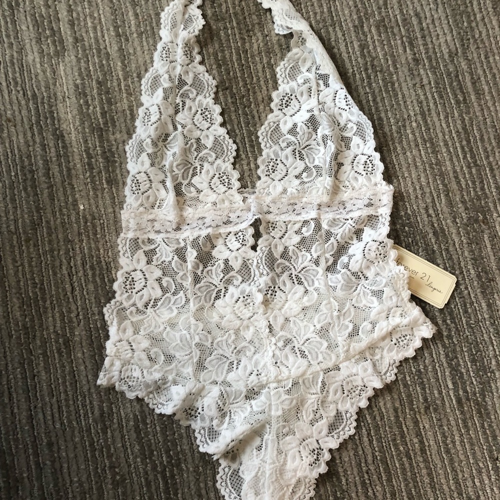 NWTS white lace bodysuit
